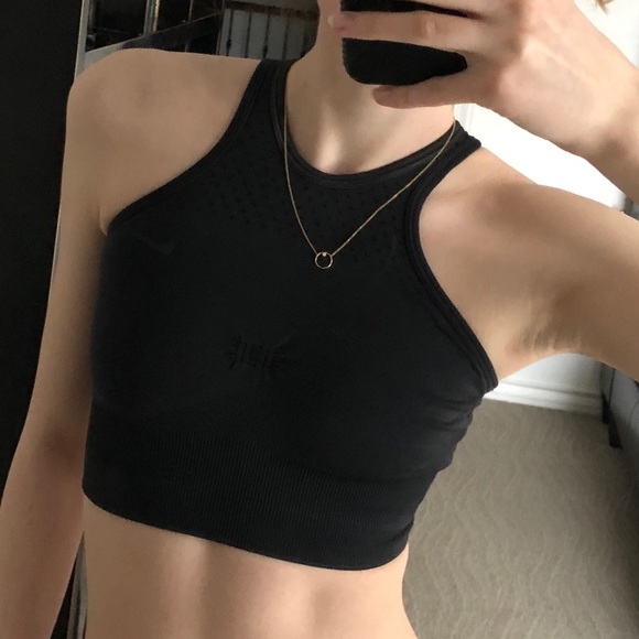 nike high neck bra